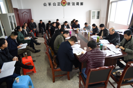 早謀劃、早部署、早行動，扎實做好2018年脫貧規(guī)劃工作