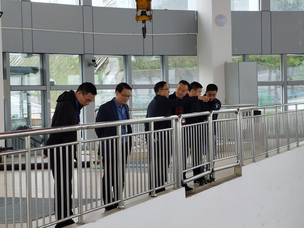 清源水務(wù)集團公司督查菜壩水廠全國衛(wèi)生城市復(fù)審準(zhǔn)備工作