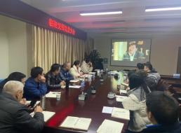 集團(tuán)公司黨委委員、副總經(jīng)理劉林參加 臨港支部組織生活會