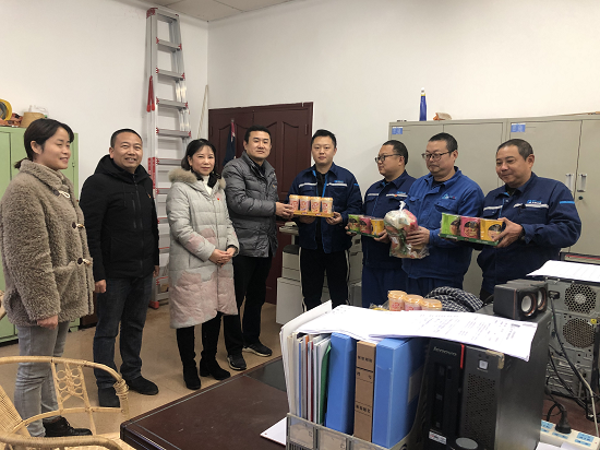 春節(jié)慰問送溫暖，黨政關(guān)愛進一線