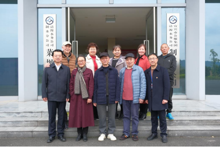 市人大常委會原副主任、市國資委原主任范崇寧率隊到市公服集團清源水務(wù)公司走訪調(diào)研